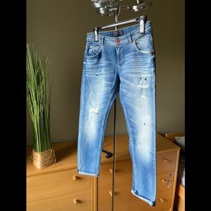 Zara jeans